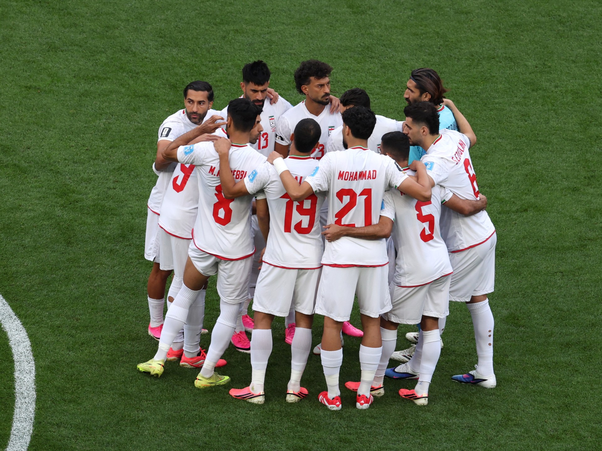 رقصت فرحا.. وزير أمريكي يعترف باحتفاله بخروج إيران من كأس العالم