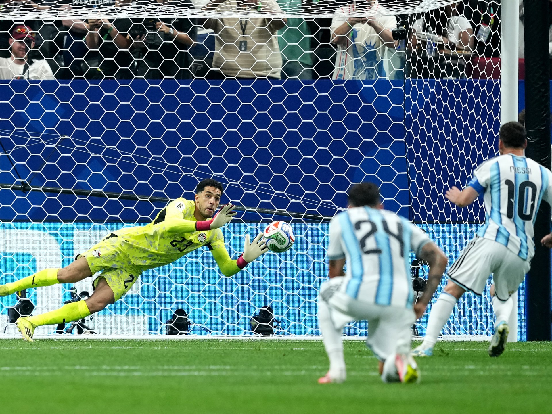 تصديات جيل وأرقام شوبير.. هكذا كتب الحراس سيناريوهات الحسم بمونديال 2026