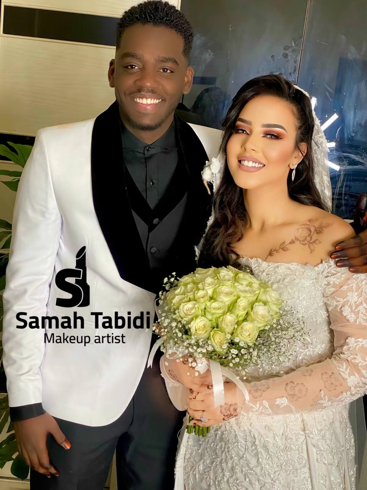 شاهد بالصورة.. بعد زواج أسطوري.. أنباء عن إنفصال الفنان السوداني مأمون سوار الدهب عن زوجته الحسناء ونشطاء يسربون تغريدة لها: لا يمثلني وعلاقتي به انتهت وإجراءات الطلاق في المحكمة020 شاهد بالصورة.. بعد زواج أسطوري.. أنباء عن إنفصال الفنان السوداني مأمون سوار الدهب عن زوجته الحسناء ونشطاء يسربون تغريدة لها: لا يمثلني وعلاقتي به انتهت وإجراءات الطلاق في المحكمة