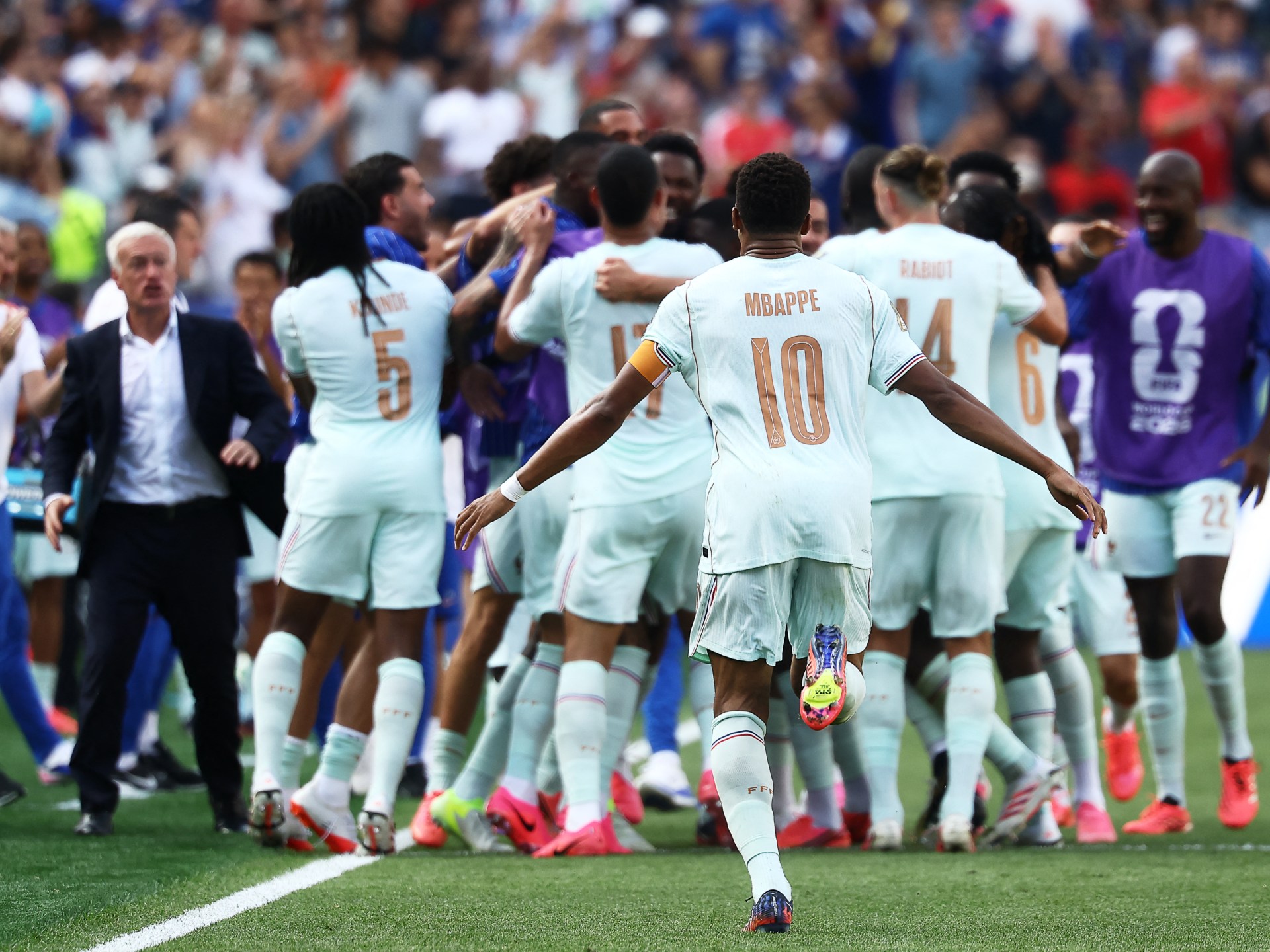 لا يخلو من نقاط الضعف.. كيف يمكن إيقاف منتخب فرنسا