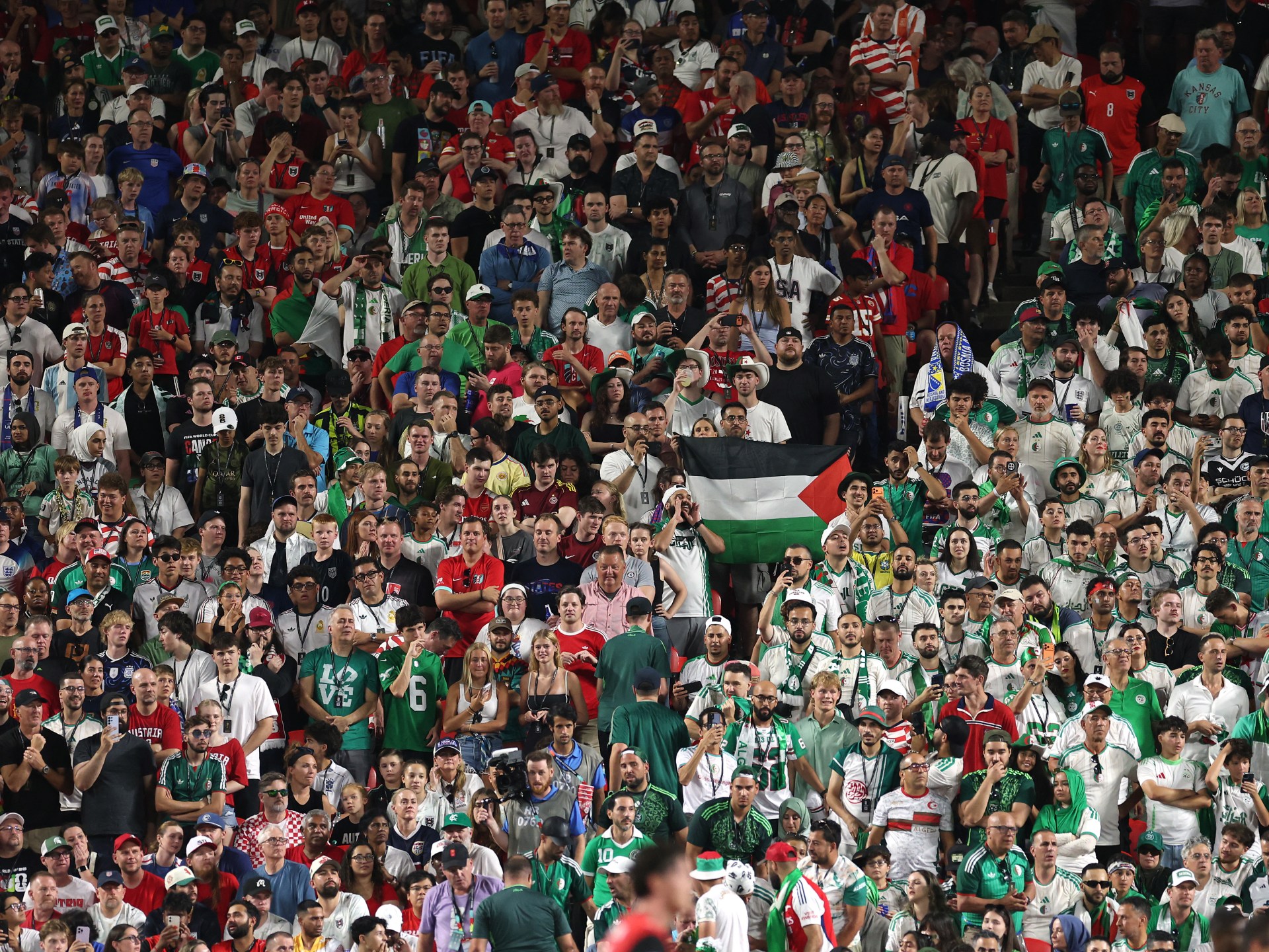 موجة تضامن واسعة مع فلسطين خلال مباريات كأس العالم 2026