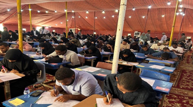 جامعة الخرطوم بداية إمتحانات الدورة الثالثة لطلاب إحدي عشر كلية في 6 مراكز داخل وخارج السودان 