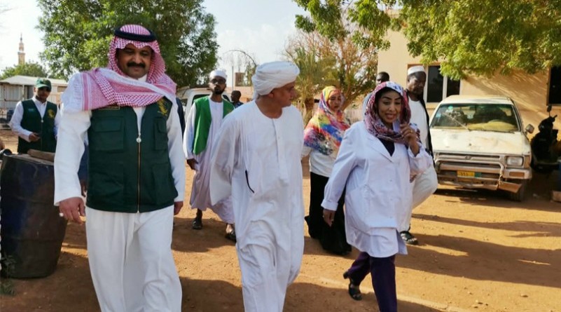 وفد إعلامي سعودي يتفقد مستشفيات أم درمان ويقف على الدعم والخدمات  