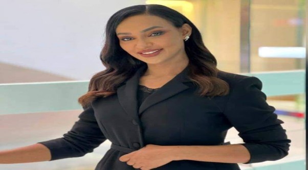 شاهد بالصورة.. سالي عثمان قصة إعلامية ومذيعة سودانية حسناء أهلها من مروي الباسا وولدت في الجزيرة ودرست بمصر020 شاهد بالصورة.. سالي عثمان قصة إعلامية ومذيعة سودانية حسناء أهلها من مروي الباسا وولدت في الجزيرة ودرست بمصر